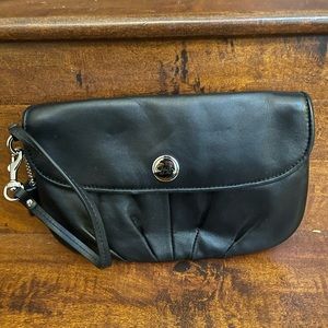 NWT Coach black leather wristlet/clutch